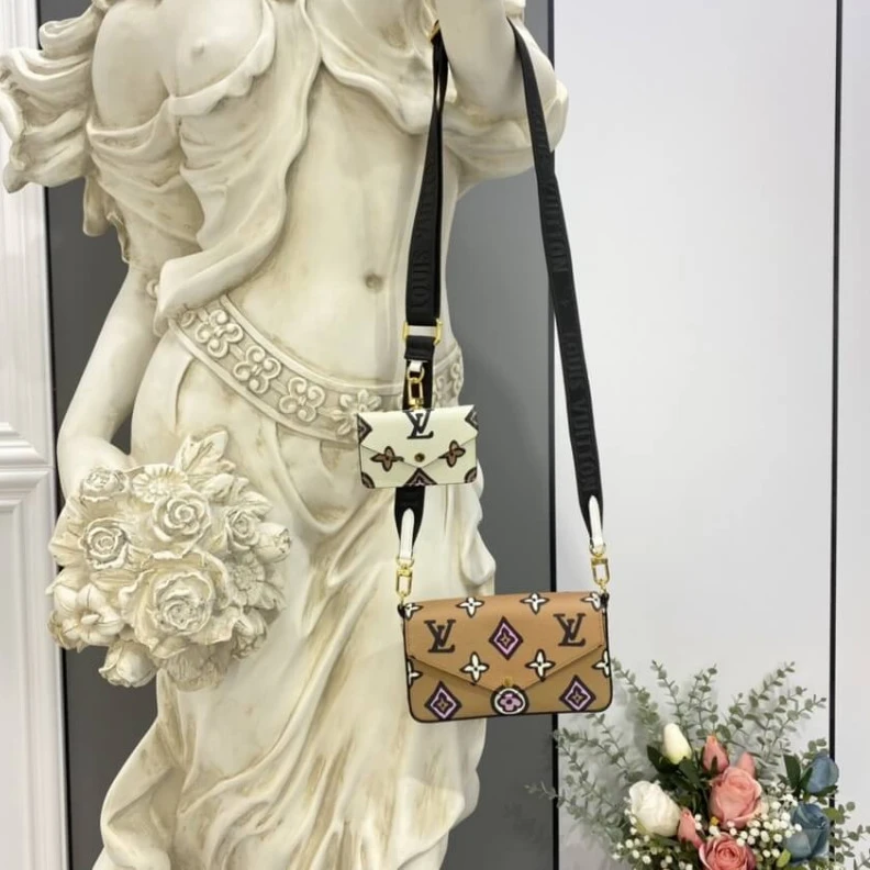 Lv belts replica Strap dro Louis Vuitton Felicie Strap & Go