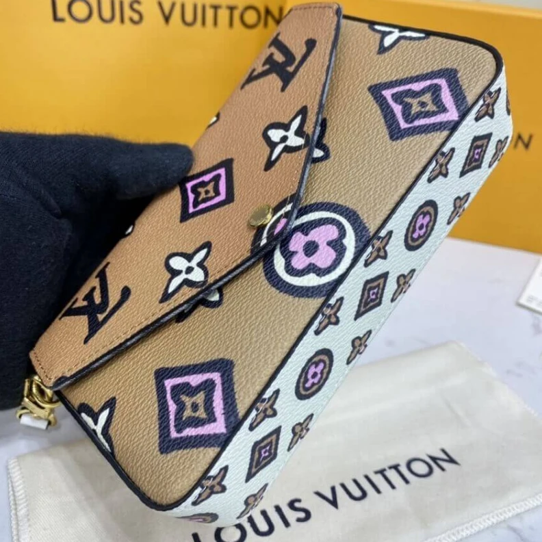 Lv belts replica Strap dro Louis Vuitton Felicie Strap & Go