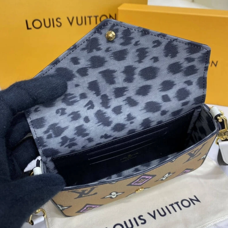 Lv belts replica Strap dro Louis Vuitton Felicie Strap & Go