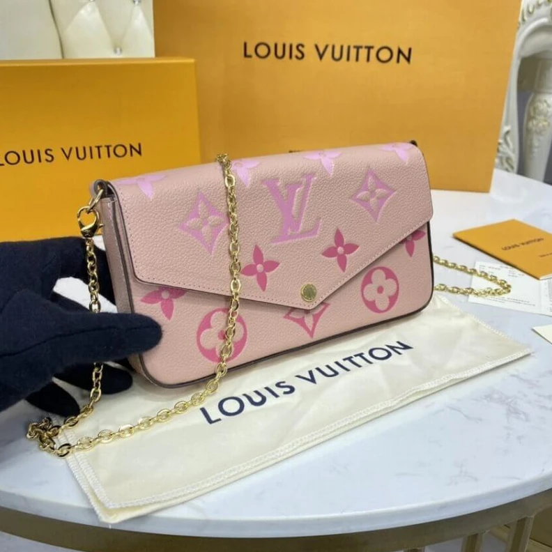 Mythick ru Inside fl Louis Vuitton Félicie Pochette Pink