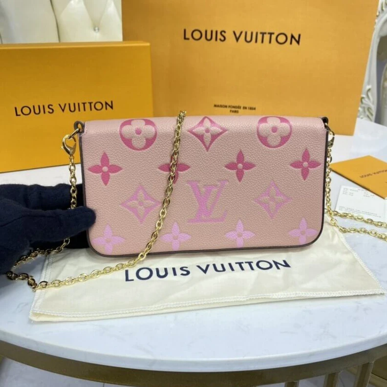 Mythick ru Inside fl Louis Vuitton Félicie Pochette Pink