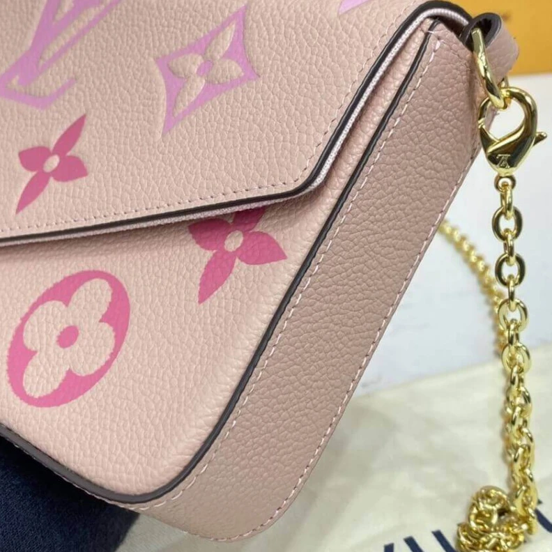 Mythick ru Inside fl Louis Vuitton Félicie Pochette Pink