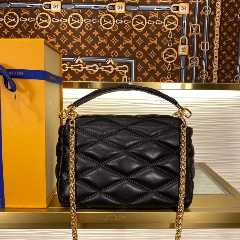 Mythick ru Cowhidele Louis Vuitton GO-14 MM Bag Black