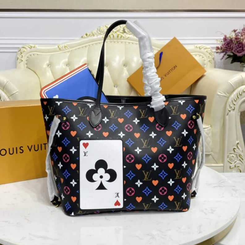 Replica bags Dring Louis Vuitton Game On Neverfull MM Black