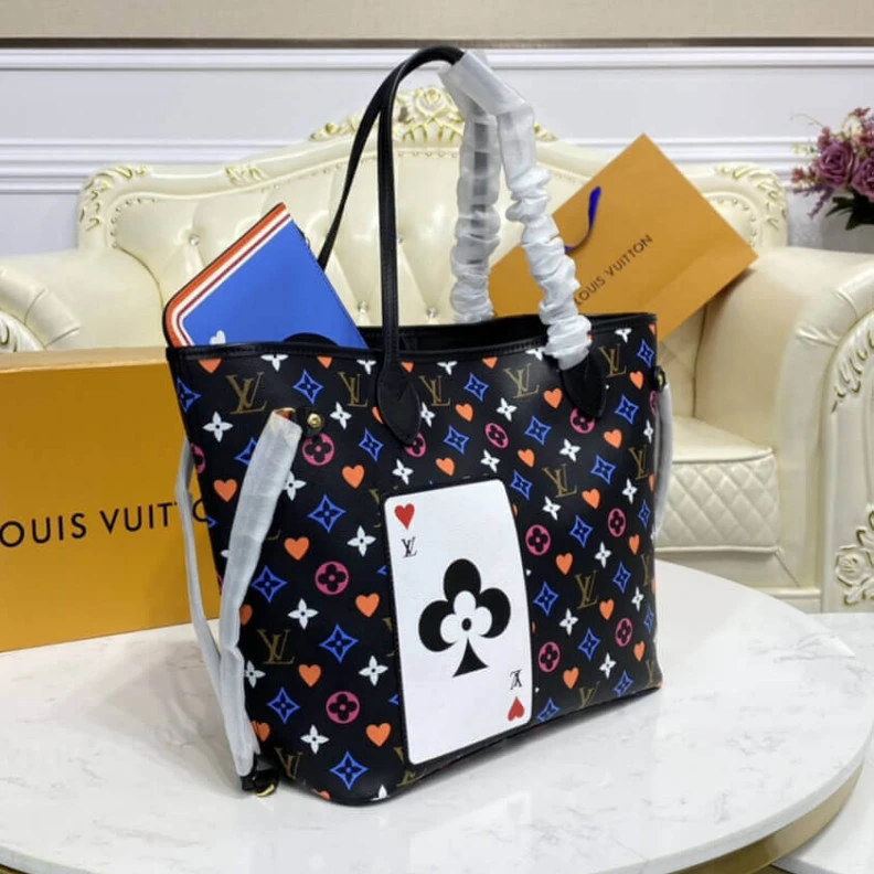 Replica bags Dring Louis Vuitton Game On Neverfull MM Black