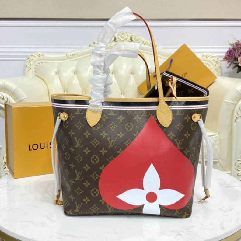 Replica bags Hook clos Louis Vuitton Game On Neverfull MM