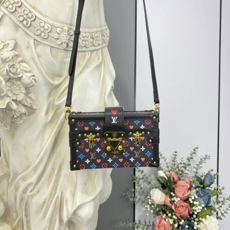 Lv belts replica Magnetic LV Game On Petite Malle