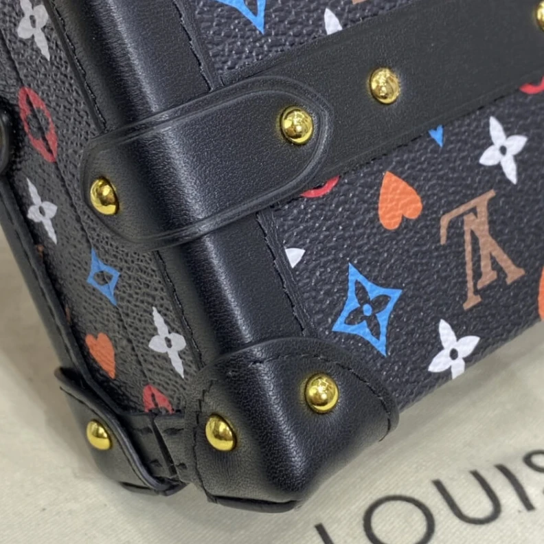 Lv belts replica Magnetic LV Game On Petite Malle