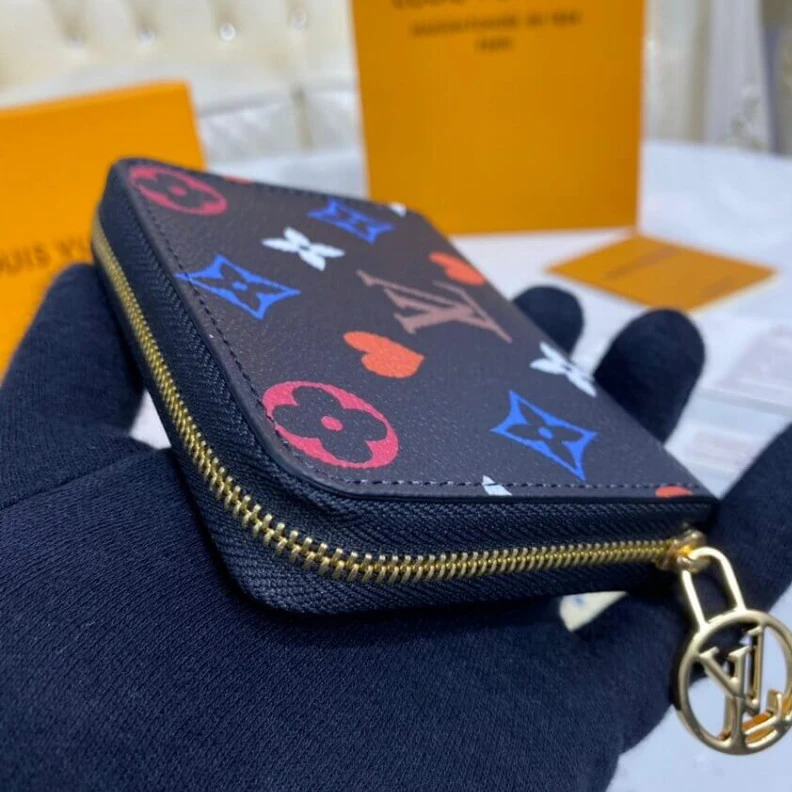 Replica bags lv Zip closu Louis Vuitton Game On Zippy Coin Purse