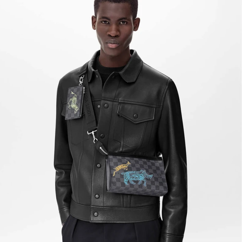 Mythick ru Strap dro Louis Vuitton Gaston Wearable Wallet