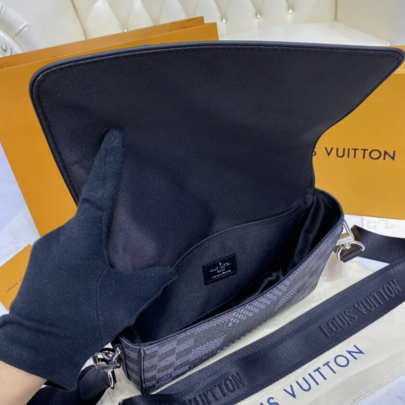 Replica bags lv Dring on Louis Vuitton Gray Damier Graphite Studio Messenger