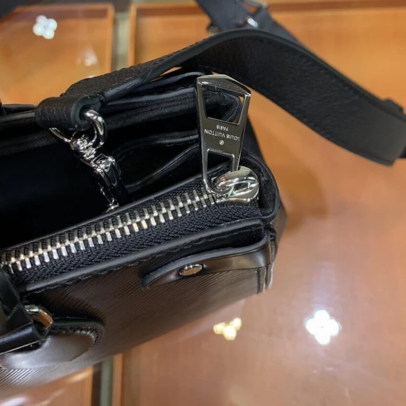 Top lv Smooth co Louis Vuitton Grenelle Tote PM Black