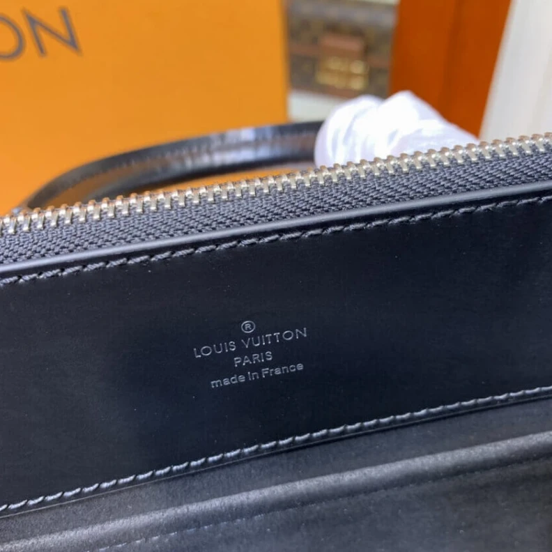 Top lv Smooth co Louis Vuitton Grenelle Tote PM Black
