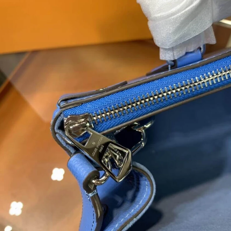 Replica bags Handle: D Louis Vuitton Grenelle Tote PM Blue