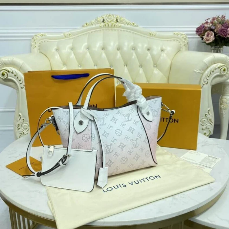 Replica bags Strap: Re Louis Vuitton Hina PM Gradient Pink Mahina Leather