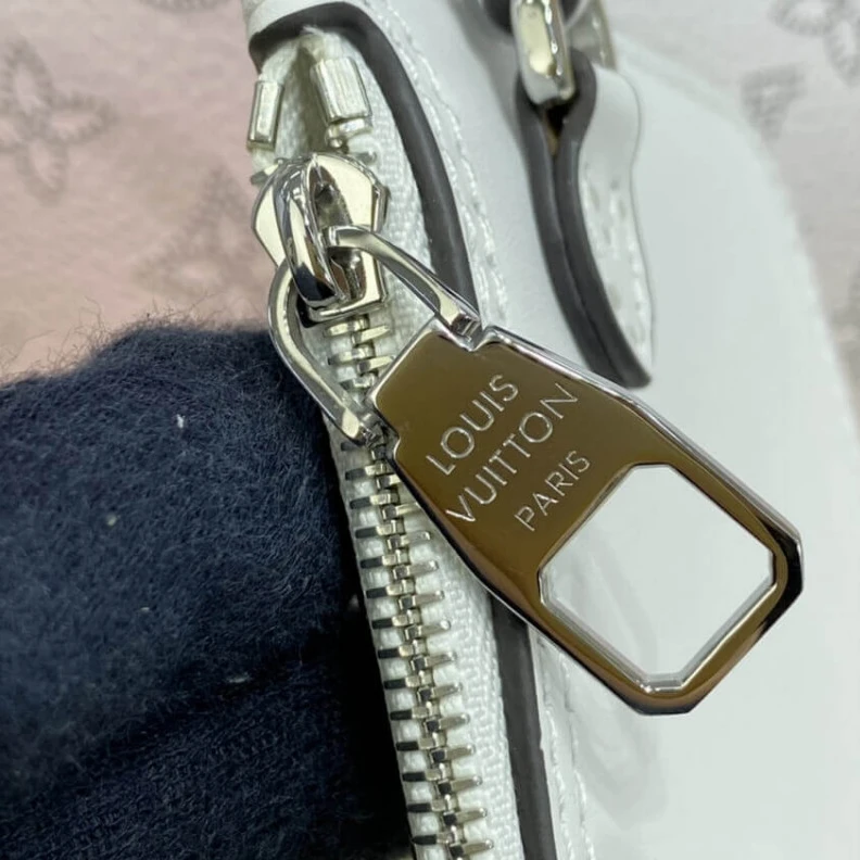 Replica bags Strap: Re Louis Vuitton Hina PM Gradient Pink Mahina Leather