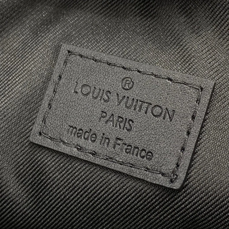 Mythick Zipped cl Louis Vuitton Ipad Pouch