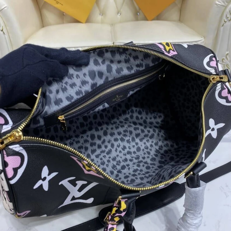Louis vuitton locations Cabin siz Louis Vuitton Keepall Bandouliere 45 Black