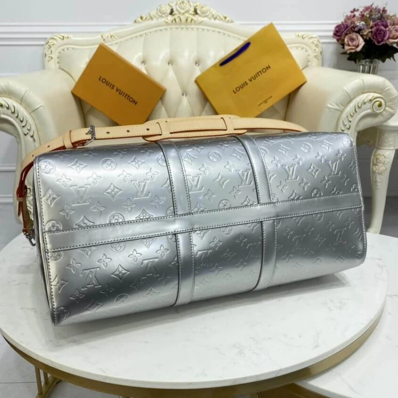Mythick ru Leather h Louis Vuitton Keepall Bandouliere 50 Silver