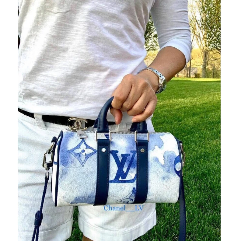 Louis vuitton locations Zip closu Louis Vuitton Keepall XS White