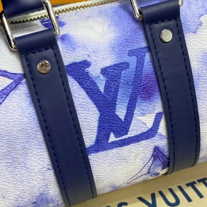 Louis vuitton locations Zip closu Louis Vuitton Keepall XS White