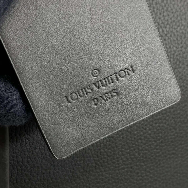 Mythick ru Black gra Louis Vuitton LV Aerogram Tote Bag
