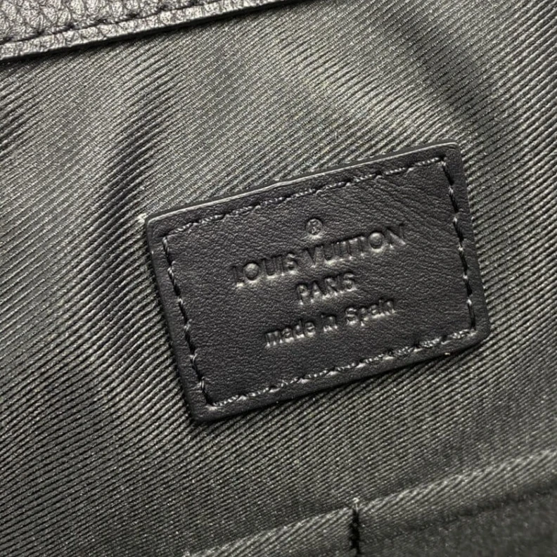 Mythick ru Black gra Louis Vuitton LV Aerogram Tote Bag