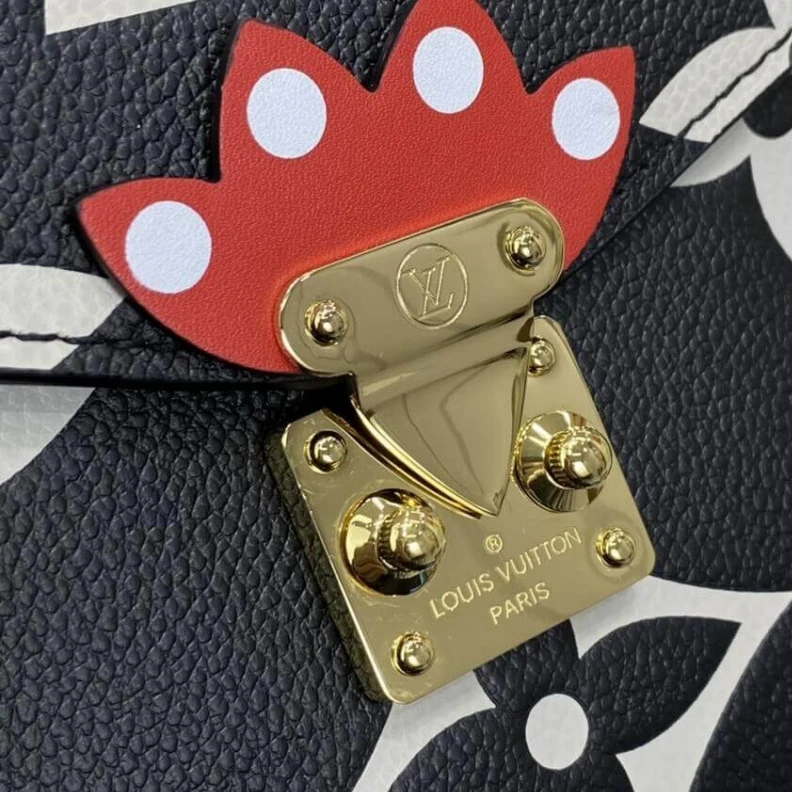 Louis vuitton locations Embossed Louis Vuitton LV Crafty Pochette Métis Black
