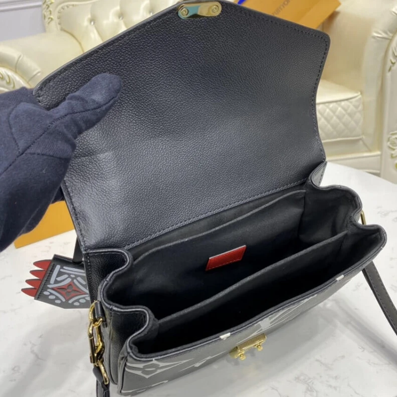 Louis vuitton locations Embossed Louis Vuitton LV Crafty Pochette Métis Black