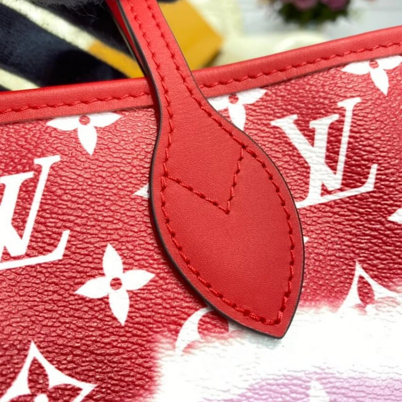 Lv belts replica Large zip Louis Vuitton LV Escale Neverfull MM Red