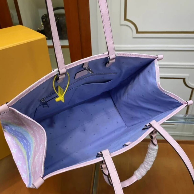 Replica bag Flat zipp Louis Vuitton LV Escale Onthego GM Pastel Pink