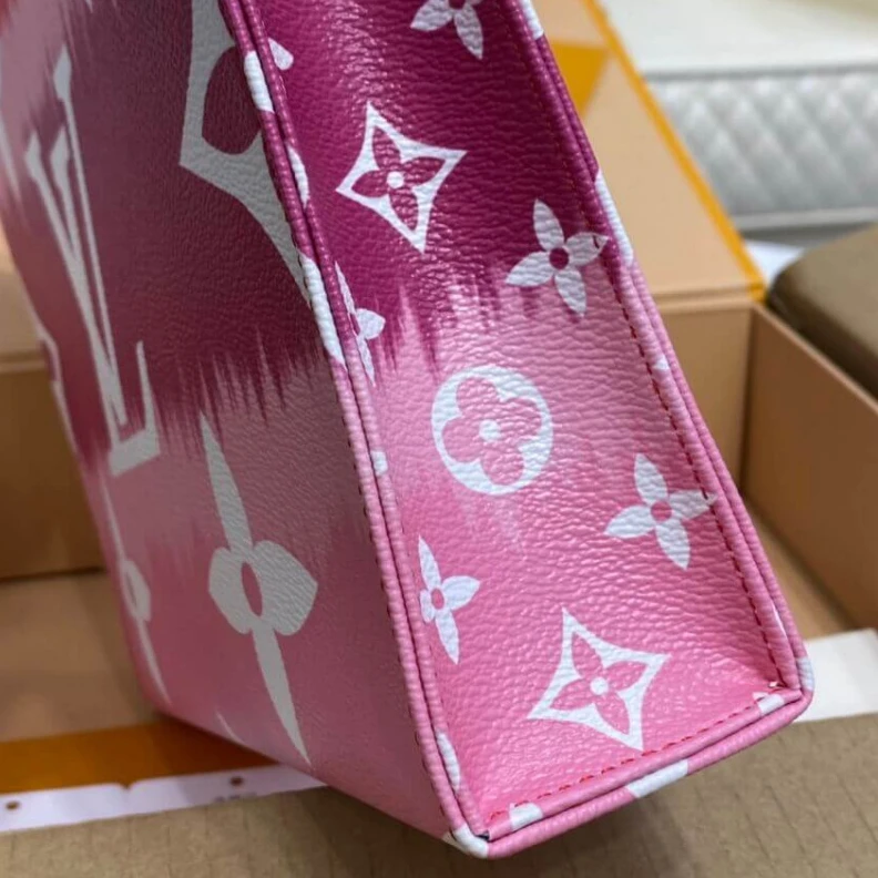 Louis vuitton locations Red pink Louis Vuitton LV Escale Toiletry Pouch 26 Red Pink