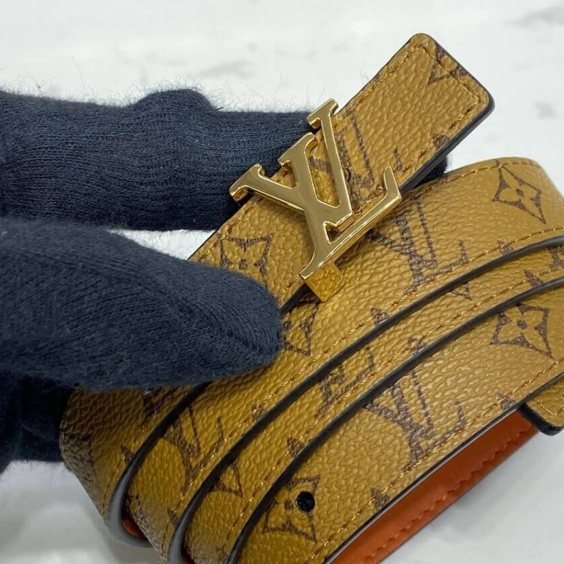 Mythick.ru The LV Ico Louis Vuitton LV Iconic 20mm Reversible Belt