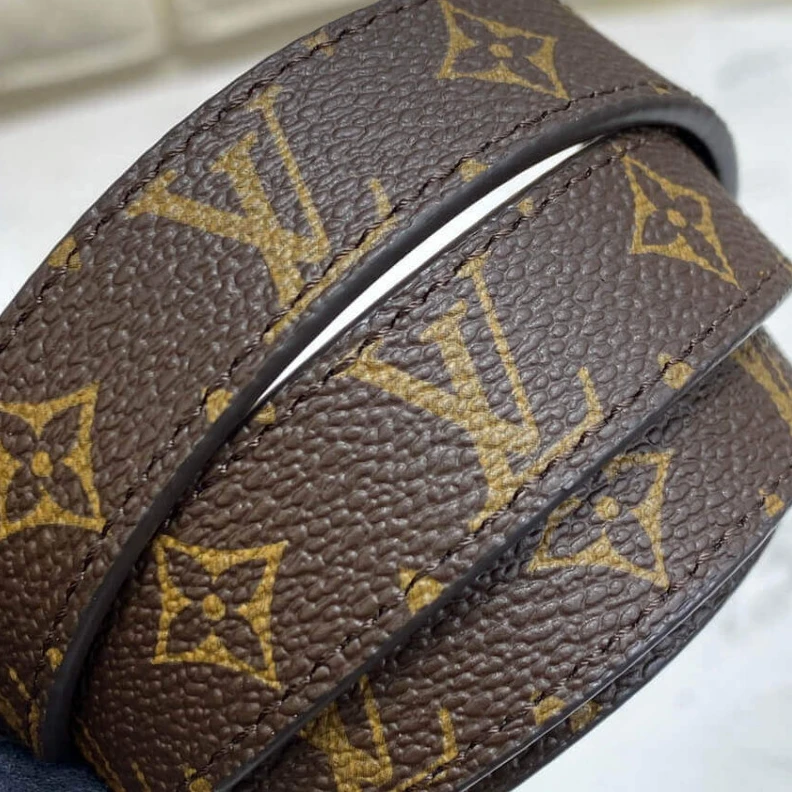 Replica bag LV Iconic Louis Vuitton LV Iconic 20mm Reversible Belt