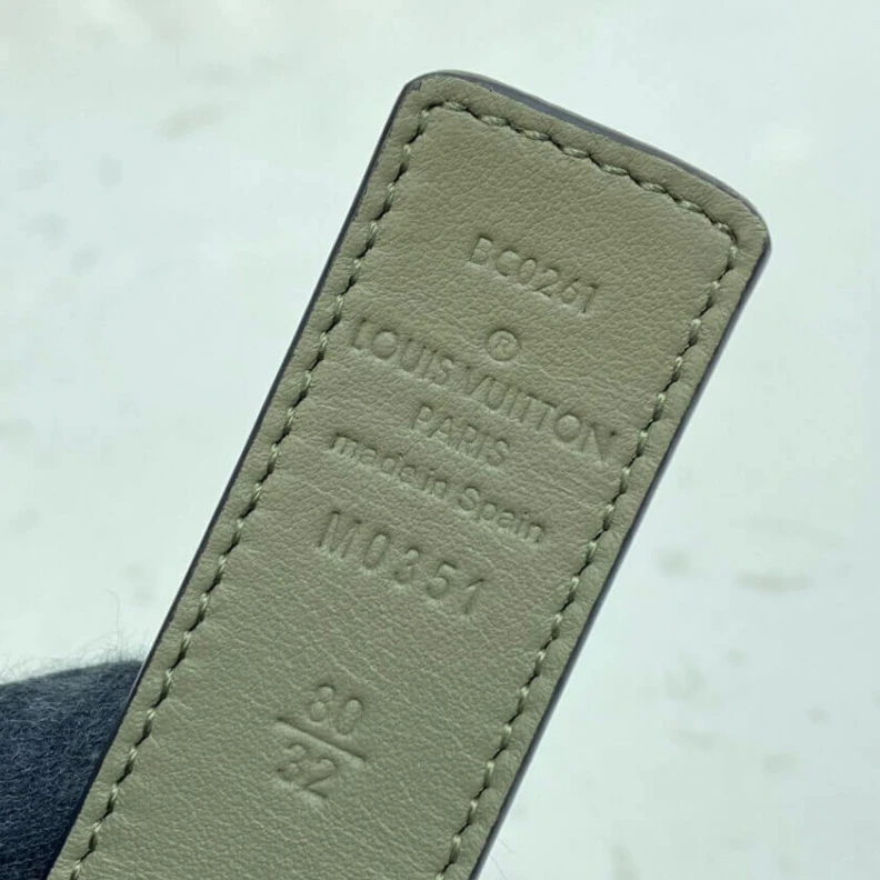 Mythick Goldcolou Louis Vuitton LV Initiales 30mm Reversible Blet