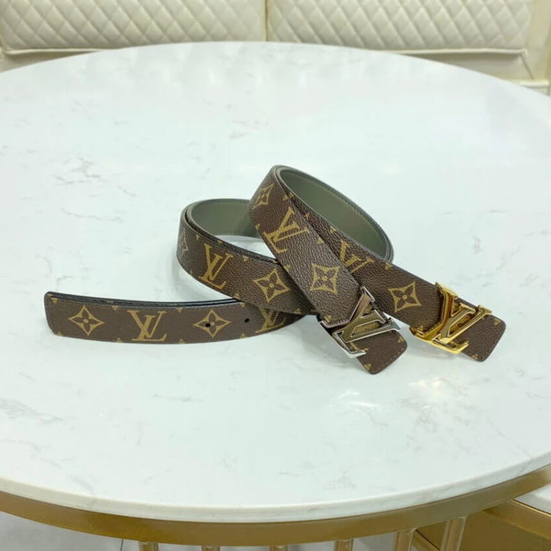Mythick Goldcolou Louis Vuitton LV Initiales 30mm Reversible Blet