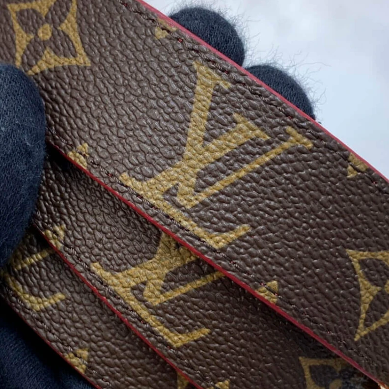 Mythick.ru This LV In Louis Vuitton LV Initiales 30mm Reversible Blet