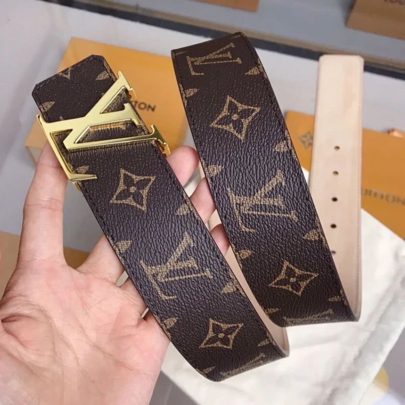 Lv belts replica With its i Louis Vuitton LV Initiales 40mm Belt