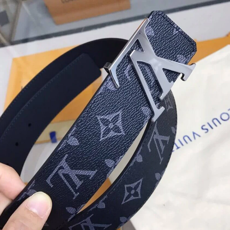 Replica bags lv Monogram Louis Vuitton LV Initiales 40mm Reversible Belt