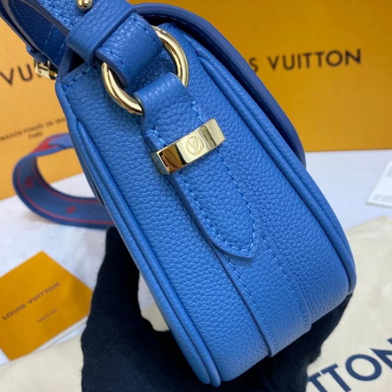 Replica bag Strap: Re Louis Vuitton LV Pont 9 Soft MM Blue