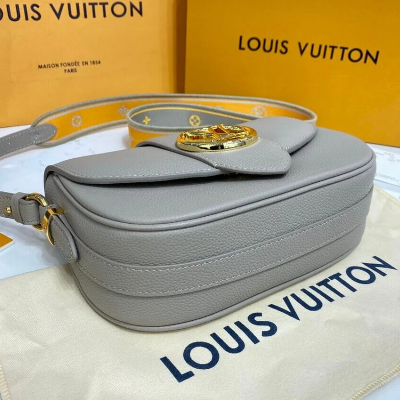 Mythick ru   Louis Vuitton LV Pont 9 Soft MM Grey