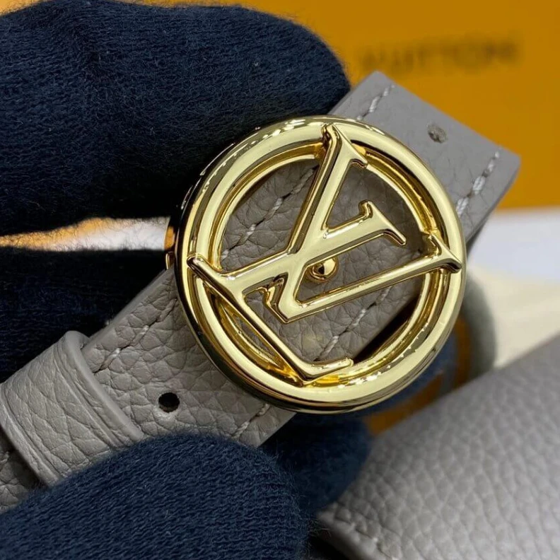 Mythick ru   Louis Vuitton LV Pont 9 Soft MM Grey