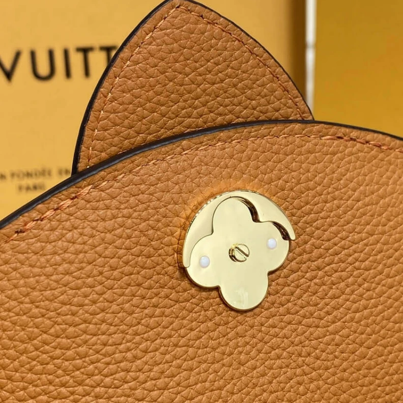 Lv belts replica Louis Vuitton LV Pont 9 Soft MM Sienne Doree