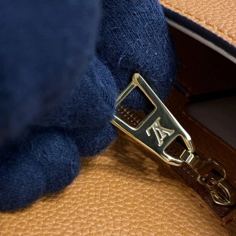 Lv belts replica Louis Vuitton LV Pont 9 Soft MM Sienne Doree