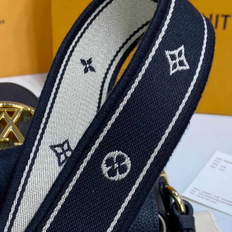 Replica bags LV Circle Louis Vuitton LV Pont 9 Soft PM Black