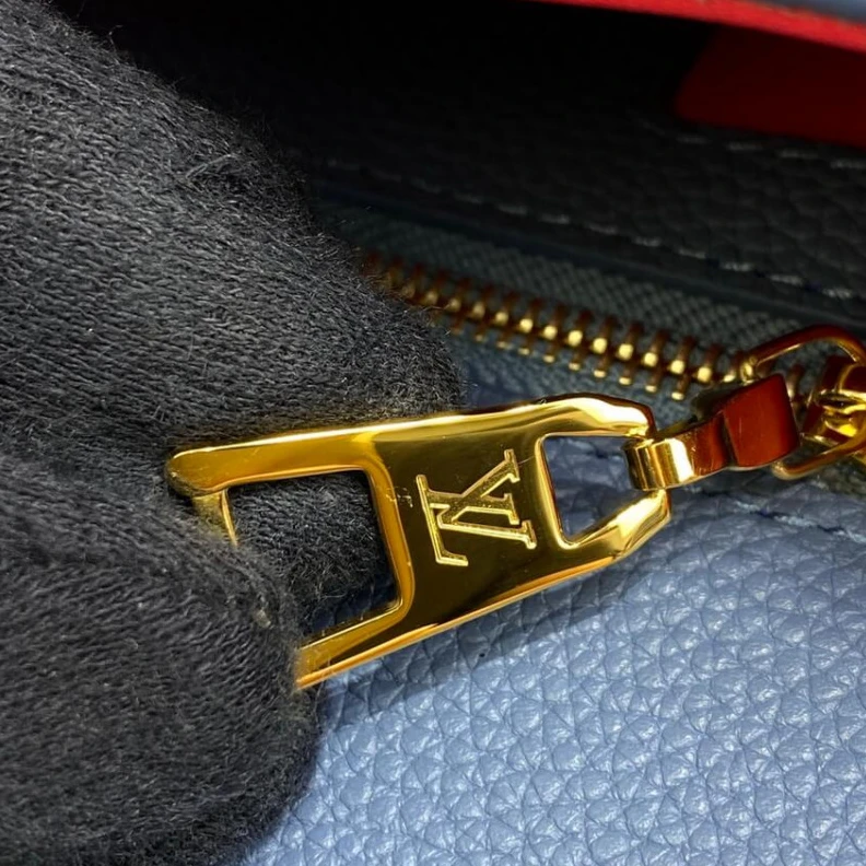 Louis vuitton locations Louis Vuitton LV Pont 9 Soft PM Blue