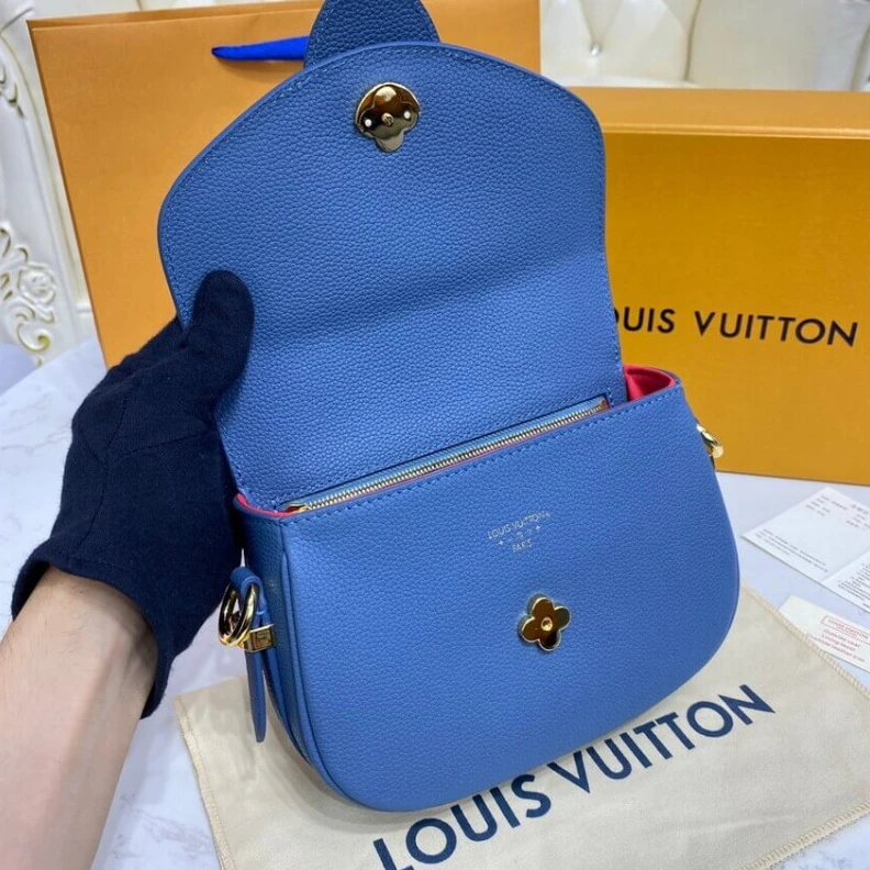 Louis vuitton locations Louis Vuitton LV Pont 9 Soft PM Blue