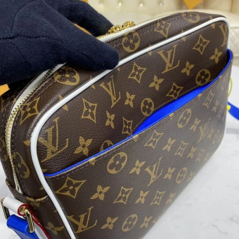 Mythick ru Strap Dro Louis Vuitton LV x NBA Nil Messenger Bag