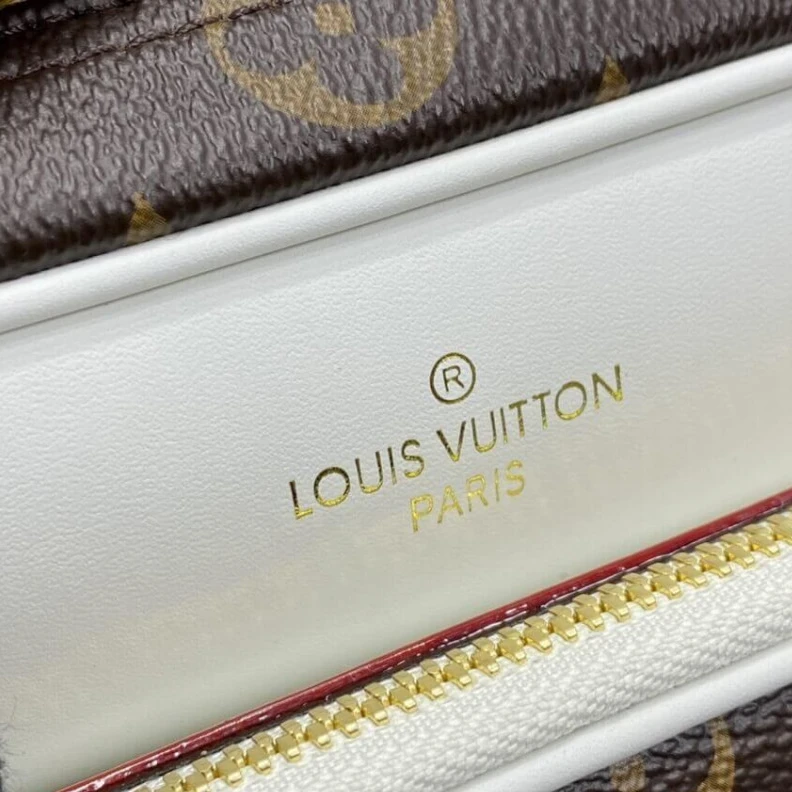 Mythick ru Strap Dro Louis Vuitton LV x NBA Nil Messenger Bag