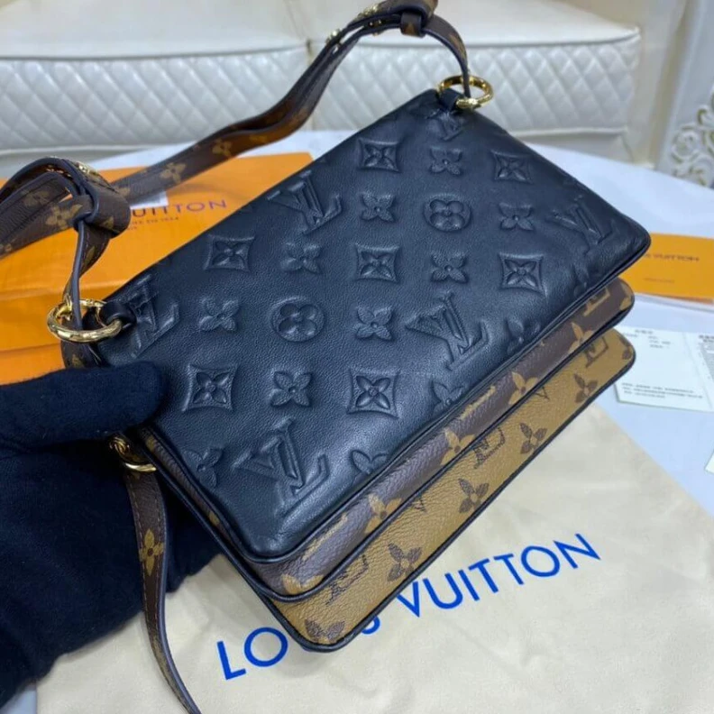Replica bags lv 3 individ Louis Vuitton LV3 Pouch